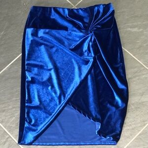 Large Stretch Blue Velvet Skirt Twist Detail Acting Pro